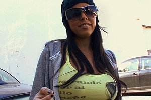 熟女女王玩小伙femdom